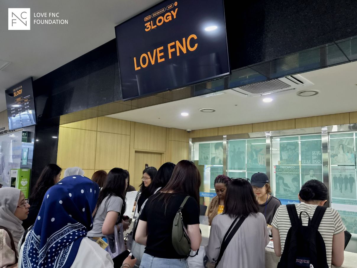 CNBLUE ‘3LOGY’ ENCORE 현장을 채운 BOICE의 나눔